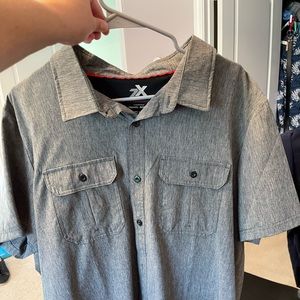 Zeroxposur Men’s shirt. Lightweight, wrinkle proof, wicking. Size XXL. Grey